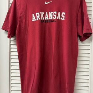 Nike Maroon Regular Fit Tee